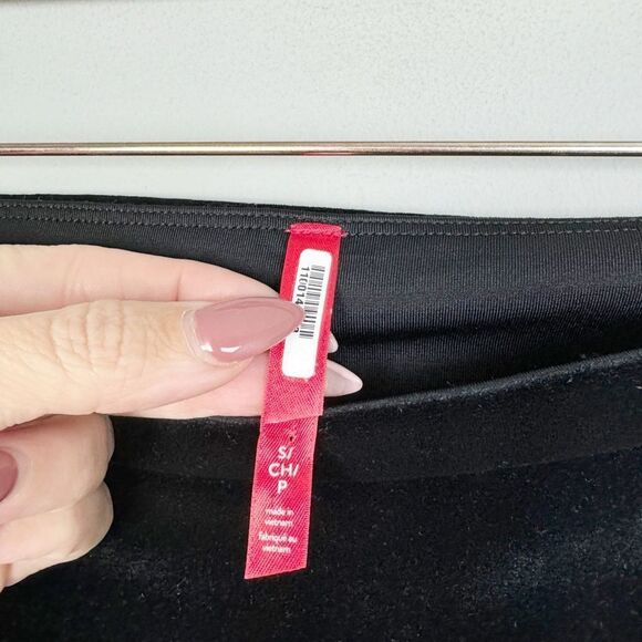 SPANX | Black Velvet Leggings High Waist Full Length Women’s Size Small - Picture 7 of 9